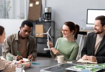 Optez pour une offre engagée pour alléger la facture d'électricité de vos collaborateurs
